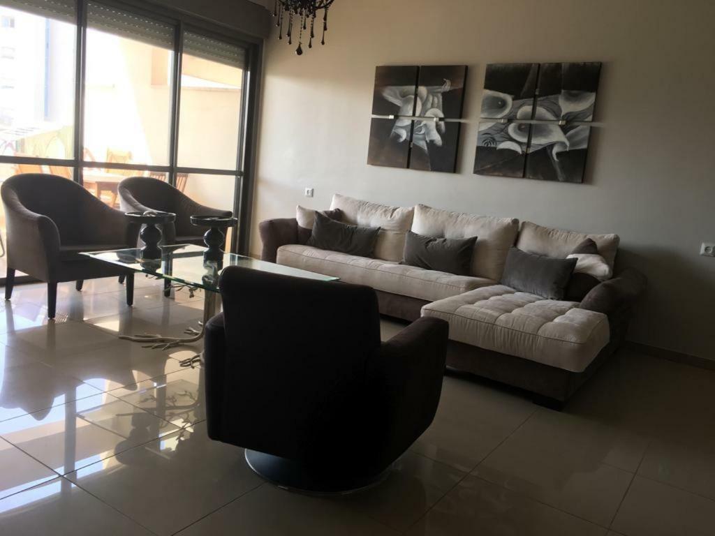 Apartment 2 Bedrooms Central Location Ashdod Bagian luar foto